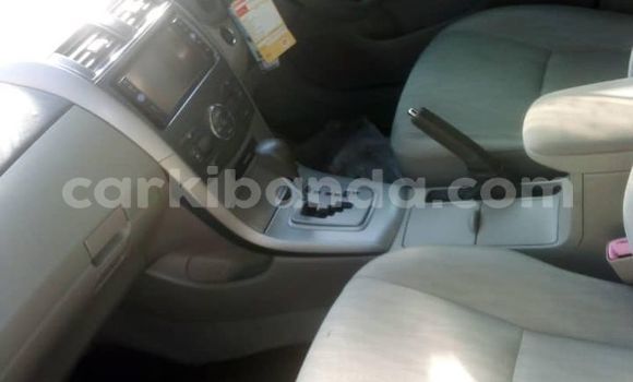 Acheter Occasion Voiture Toyota Fielder Bleu à Kampala, Ouganda Acheter Occasion Voiture Toyota Fielder Bleu à Kampala, Ouganda