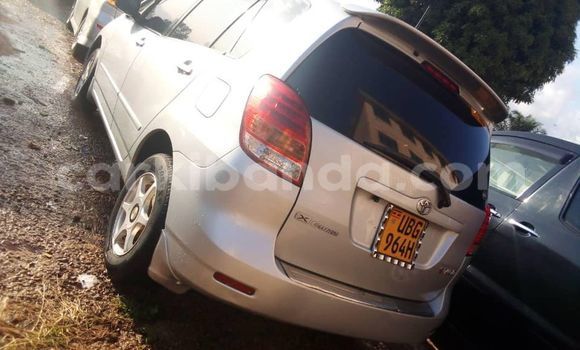 Acheter Occasion Voiture Toyota Spacio Gris à Kampala, Ouganda Acheter Occasion Voiture Toyota Spacio Gris à Kampala, Ouganda