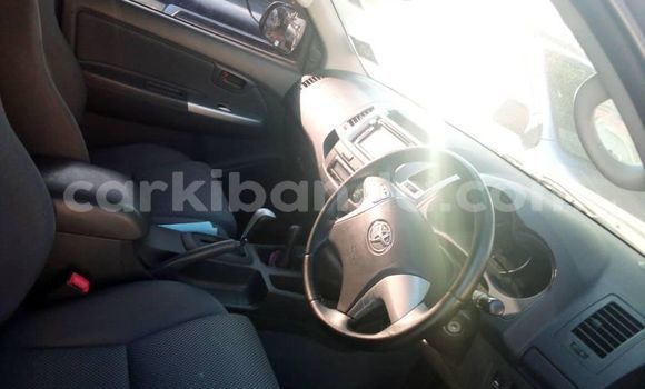 Acheter Occasion Voiture Toyota Hilux Autre à Kampala, Ouganda Acheter Occasion Voiture Toyota Hilux Autre à Kampala, Ouganda