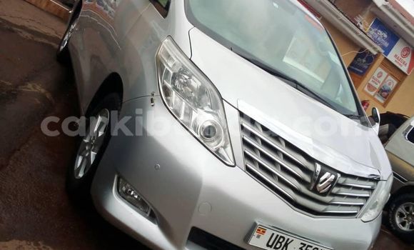 Acheter Occasion Voiture Toyota Alphard Gris à Kampala, Ouganda Acheter Occasion Voiture Toyota Alphard Gris à Kampala, Ouganda