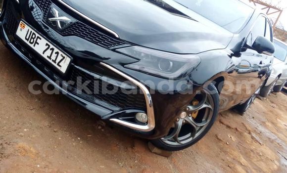 Acheter Occasion Voiture Toyota Mark X Noir à Kampala, Ouganda Acheter Occasion Voiture Toyota Mark X Noir à Kampala, Ouganda