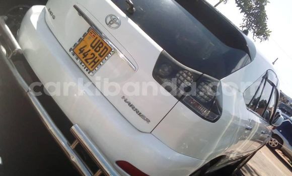 Acheter Occasion Voiture Toyota Harrier Blanc à Kampala, Ouganda Acheter Occasion Voiture Toyota Harrier Blanc à Kampala, Ouganda