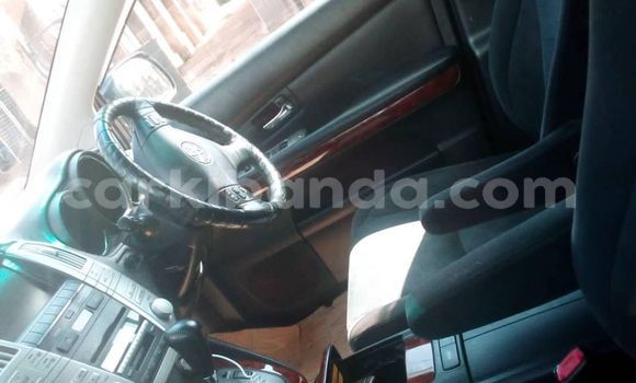 Acheter Occasion Voiture Toyota Harrier Noir à Kampala, Ouganda Acheter Occasion Voiture Toyota Harrier Noir à Kampala, Ouganda