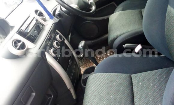 Acheter Occasion Voiture Toyota IST Noir à Kampala, Ouganda Acheter Occasion Voiture Toyota IST Noir à Kampala, Ouganda