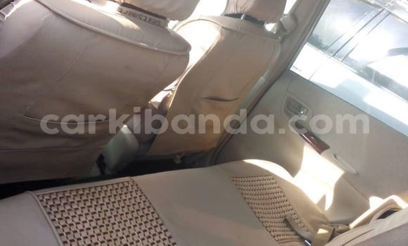 Acheter Occasion Voiture Toyota Spacio Gris à Kampala, Ouganda Acheter Occasion Voiture Toyota Spacio Gris à Kampala, Ouganda