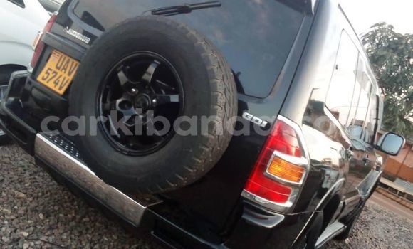 Acheter Occasion Voiture Mitsubishi Pajero Noir à Kampala, Ouganda Acheter Occasion Voiture Mitsubishi Pajero Noir à Kampala, Ouganda
