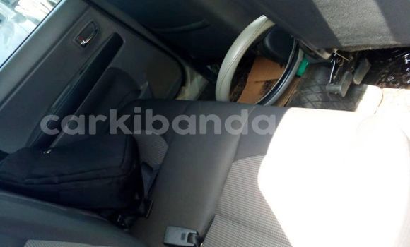 Acheter Occasion Voiture Mazda Demio Bleu à Kampala, Ouganda Acheter Occasion Voiture Mazda Demio Bleu à Kampala, Ouganda