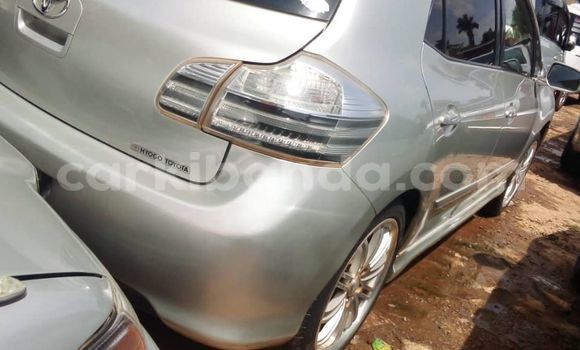 Acheter Occasion Voiture Toyota Blade Gris à Kampala, Ouganda Acheter Occasion Voiture Toyota Blade Gris à Kampala, Ouganda