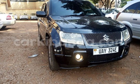 Nunua Ilio tumika Suzuki Grand Vitara Nyeusi Gari ndani ya Kampala nchini Uganda Nunua Ilio tumika Suzuki Grand Vitara Nyeusi Gari ndani ya Kampala nchini Uganda