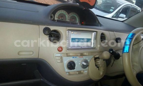 Buy Used Toyota Sienna Red Car in Kampala in Uganda Buy Used Toyota Sienna Red Car in Kampala in Uganda