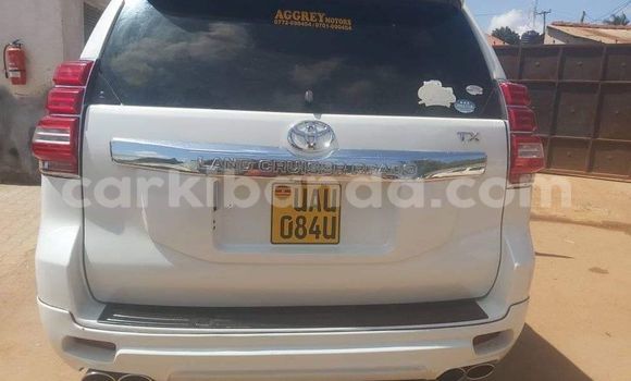 Buy Used Toyota Land Cruiser White Car in Kampala in Uganda Buy Used Toyota Land Cruiser White Car in Kampala in Uganda