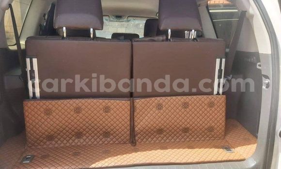 Buy Used Toyota Land Cruiser White Car in Kampala in Uganda Buy Used Toyota Land Cruiser White Car in Kampala in Uganda