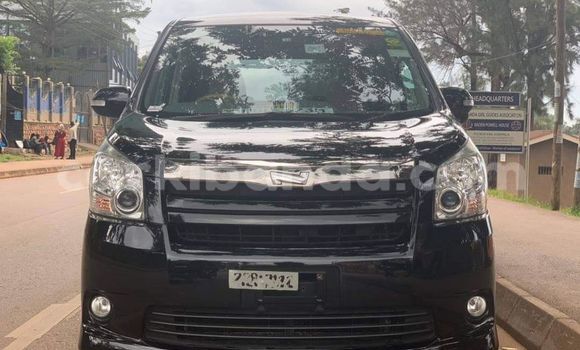 Buy Used Toyota Noah Black Car in Kampala in Uganda