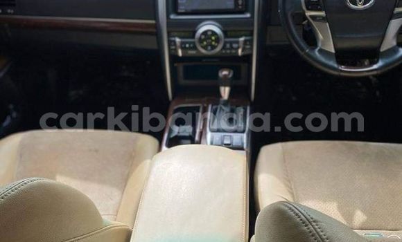 Buy Used Toyota Mark X White Car in Kampala in Uganda Buy Used Toyota Mark X White Car in Kampala in Uganda
