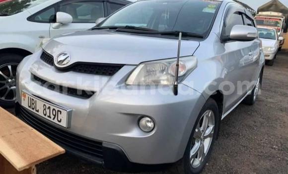 Buy Used Toyota IST Silver Car in Kampala in Uganda