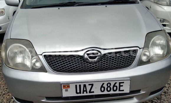 Gura Yakoze Toyota Fielder Silver Imodoka i Kampala mu Uganda