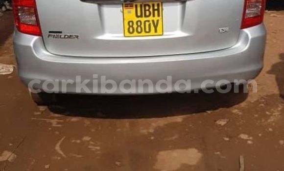 Acheter Occasion Voiture Toyota Fielder Gris à Kampala, Ouganda Acheter Occasion Voiture Toyota Fielder Gris à Kampala, Ouganda