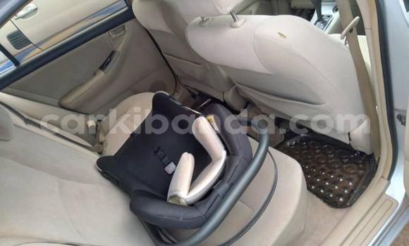 Acheter Occasion Voiture Toyota Runx Gris à Kampala, Ouganda Acheter Occasion Voiture Toyota Runx Gris à Kampala, Ouganda