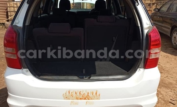 Gura Yakoze Toyota Wish White Imodoka i Kampala mu Uganda Gura Yakoze Toyota Wish White Imodoka i Kampala mu Uganda