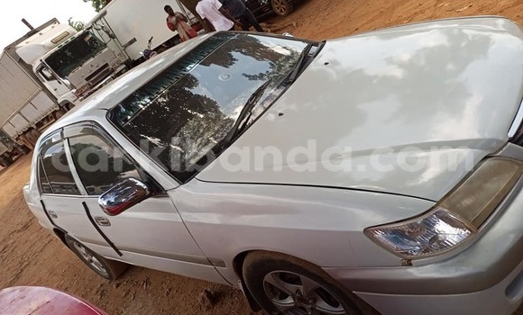 Gura Yakoze Toyota Premio White Imodoka i Kampala mu Uganda Gura Yakoze Toyota Premio White Imodoka i Kampala mu Uganda