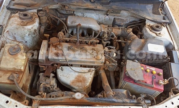 Gura Yakoze Toyota Premio White Imodoka i Kampala mu Uganda Gura Yakoze Toyota Premio White Imodoka i Kampala mu Uganda