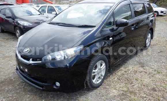 Acheter Occasion Voiture Toyota Wish Noir à Kampala, Ouganda