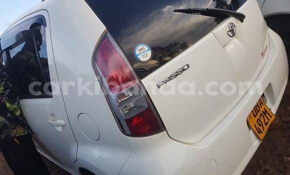 Acheter Occasion Voiture Toyota Passo Blanc à Kampala, Ouganda Acheter Occasion Voiture Toyota Passo Blanc à Kampala, Ouganda