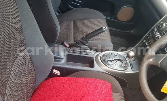 Acheter Occasion Voiture Toyota Altezza Gris à Kampala, Ouganda Acheter Occasion Voiture Toyota Altezza Gris à Kampala, Ouganda