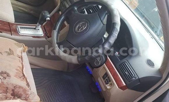 Acheter Occasion Voiture Toyota Premio Gris à Kampala, Ouganda Acheter Occasion Voiture Toyota Premio Gris à Kampala, Ouganda