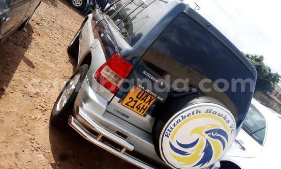 Gura Yakoze Mitsubishi Pajero iO Blue Imodoka i Kampala mu Uganda Gura Yakoze Mitsubishi Pajero iO Blue Imodoka i Kampala mu Uganda