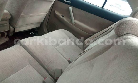 Gura Yakoze Toyota Premio Silver Imodoka i Kampala mu Uganda Gura Yakoze Toyota Premio Silver Imodoka i Kampala mu Uganda