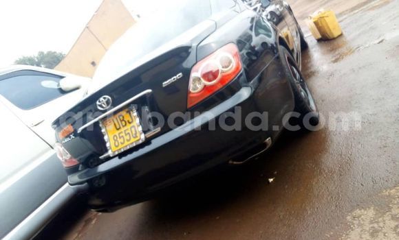 Gura Yakoze Toyota Mark X Black Imodoka i Kampala mu Uganda Gura Yakoze Toyota Mark X Black Imodoka i Kampala mu Uganda