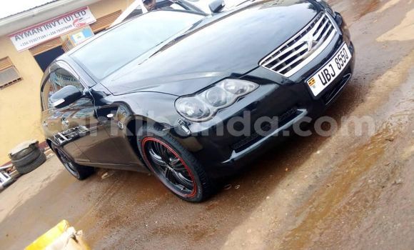 Gura Yakoze Toyota Mark X Black Imodoka i Kampala mu Uganda Gura Yakoze Toyota Mark X Black Imodoka i Kampala mu Uganda