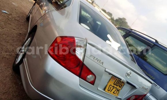 Gura Yakoze Nissan Fuga Silver Imodoka i Kampala mu Uganda Gura Yakoze Nissan Fuga Silver Imodoka i Kampala mu Uganda