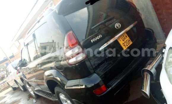 Gura Yakoze Toyota Land Cruiser Prado Black Imodoka i Kampala mu Uganda