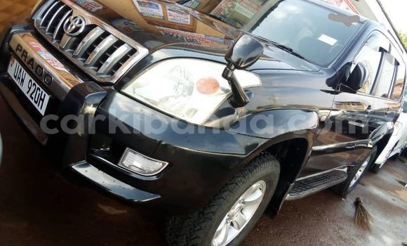 Gura Yakoze Toyota Land Cruiser Prado Black Imodoka i Kampala mu Uganda Gura Yakoze Toyota Land Cruiser Prado Black Imodoka i Kampala mu Uganda