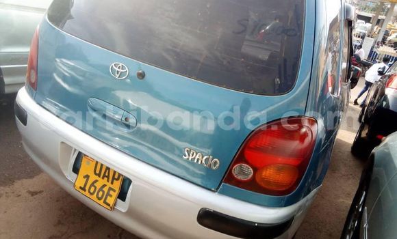 Nunua Ilio tumika Toyota Spacio Bluu Gari ndani ya Kampala nchini Uganda Nunua Ilio tumika Toyota Spacio Bluu Gari ndani ya Kampala nchini Uganda