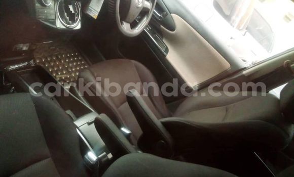 Gura Yakoze Toyota Wish Black Imodoka i Kampala mu Uganda Gura Yakoze Toyota Wish Black Imodoka i Kampala mu Uganda