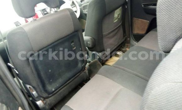 Gura Yakoze Toyota Wish Silver Imodoka i Kampala mu Uganda Gura Yakoze Toyota Wish Silver Imodoka i Kampala mu Uganda