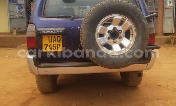 Acheter Occasion Voiture Toyota Surf Bleu à Kampala, Ouganda Acheter Occasion Voiture Toyota Surf Bleu à Kampala, Ouganda