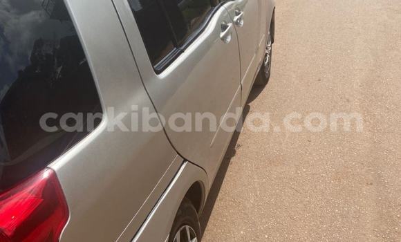 Acheter Occasion Voiture Toyota Raum Gris à Kampala, Ouganda Acheter Occasion Voiture Toyota Raum Gris à Kampala, Ouganda