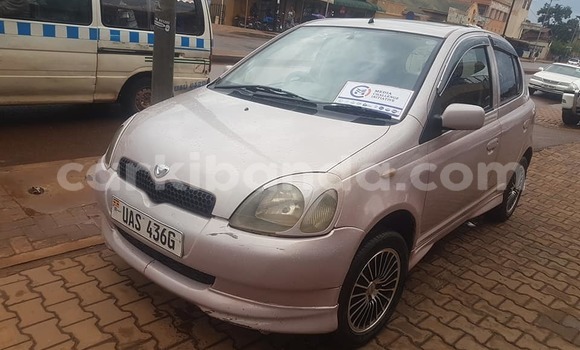 Acheter Occasion Voiture Toyota Vitz Autre à Kampala, Ouganda