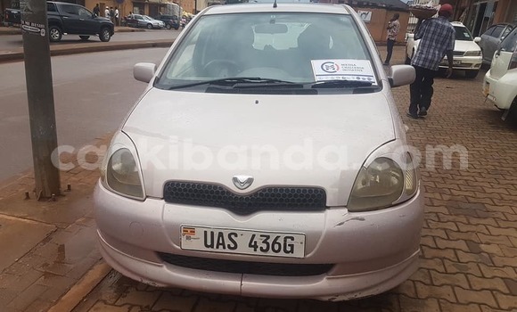 Acheter Occasion Voiture Toyota Vitz Autre à Kampala, Ouganda Acheter Occasion Voiture Toyota Vitz Autre à Kampala, Ouganda