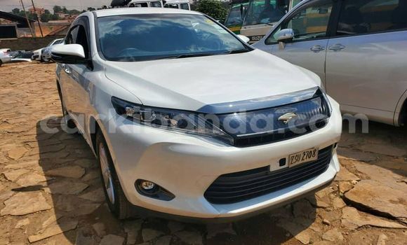 Buy Used Toyota Harrier White Car in Kampala in Uganda