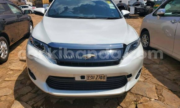 Nunua Ilio tumika Toyota Harrier Nyeupe Gari ndani ya Kampala nchini Uganda Nunua Ilio tumika Toyota Harrier Nyeupe Gari ndani ya Kampala nchini Uganda