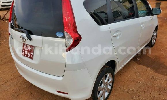 Nunua Ilio tumika Toyota Passo Nyeupe Gari ndani ya Kampala nchini Uganda Nunua Ilio tumika Toyota Passo Nyeupe Gari ndani ya Kampala nchini Uganda