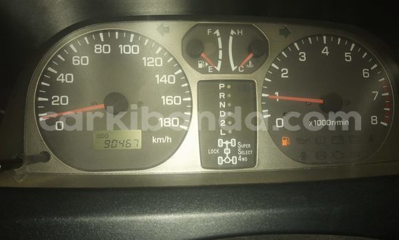 Buy Used Mitsubishi Pajero White Car in Kampala in Uganda Buy Used Mitsubishi Pajero White Car in Kampala in Uganda