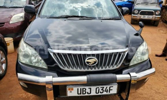 Acheter Occasion Voiture Toyota Harrier Noir à Kampala, Ouganda