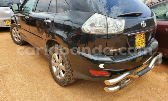 Nunua Ilio tumika Toyota Harrier Nyeusi Gari ndani ya Kampala nchini Uganda Nunua Ilio tumika Toyota Harrier Nyeusi Gari ndani ya Kampala nchini Uganda