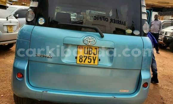 Nunua Ilio tumika Toyota Sienta Bluu Gari ndani ya Kampala nchini Uganda Nunua Ilio tumika Toyota Sienta Bluu Gari ndani ya Kampala nchini Uganda